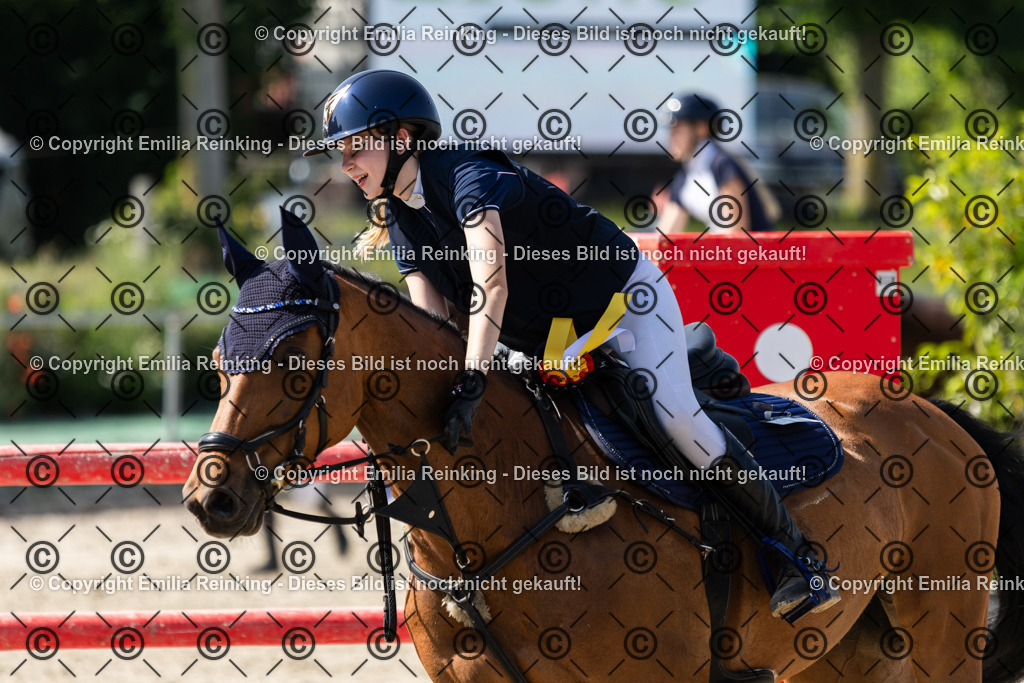 CL5A1104 | Emilia Reinking Fotografie - Realisiert mit Pictrs.com