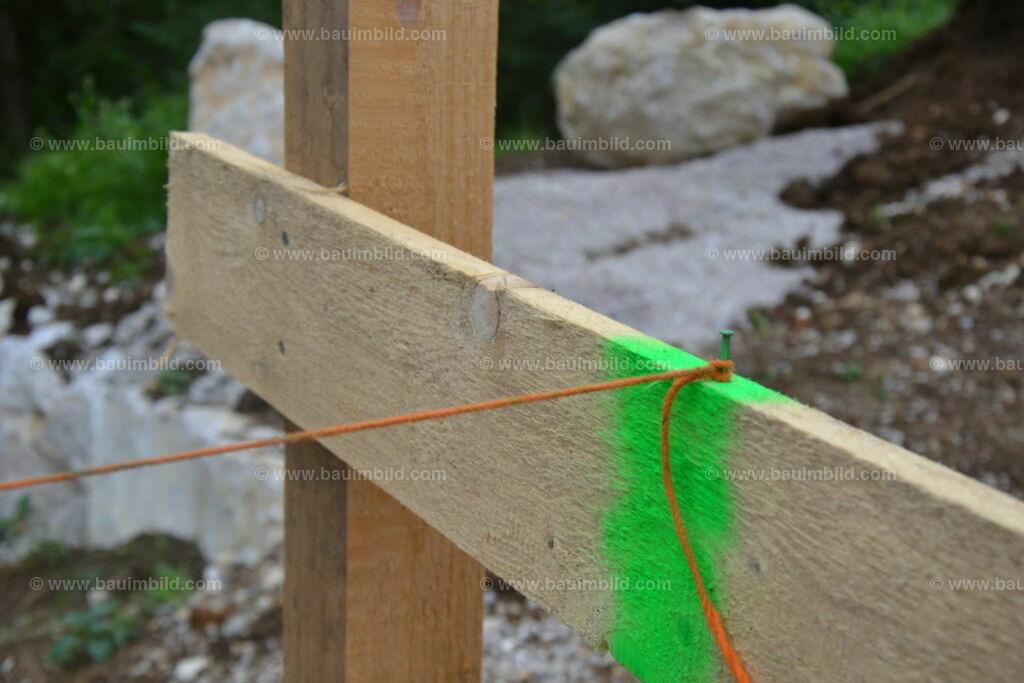 bib-lg02-erdarbeiten-0083 | Nach LV-Leistungsgruppen sortierte Detailfotos über den Bau eines Hauses. Alle Hausbau-Bilder direkt vom Urheber und Autor der Website Haus-Selber-Bauen.com