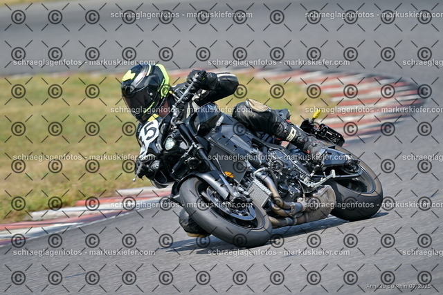 25bt04-1760 | markuskiefer.com - Realisiert mit Pictrs.com