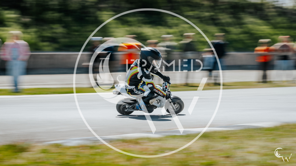 modeka-5 | cw-framed