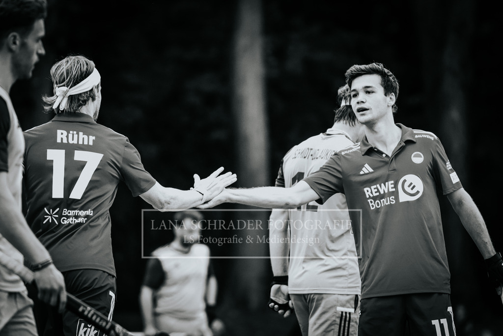 Herren_Bundesliga_02_F_RWK-UHC_21.09.25_Köln (409 von 471) | lanaschraderfotografie - Realisiert mit Pictrs.com