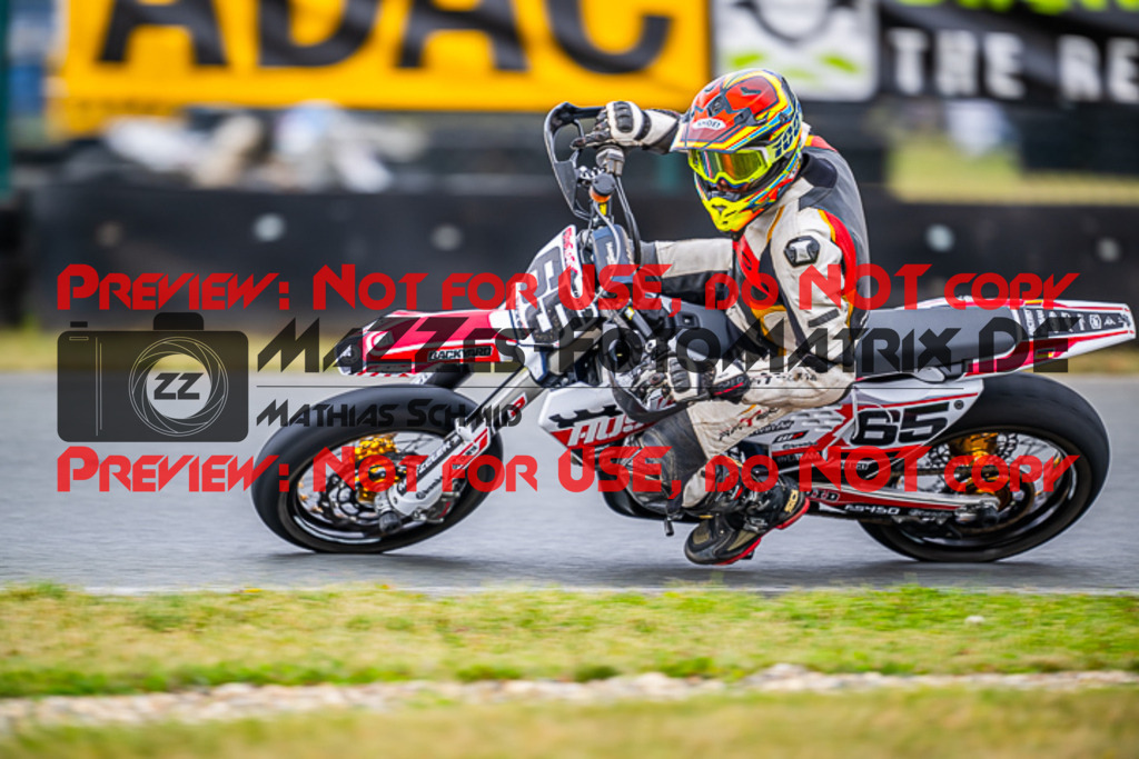 MaZZes_FotoMatrix_231001_1722 | UE40