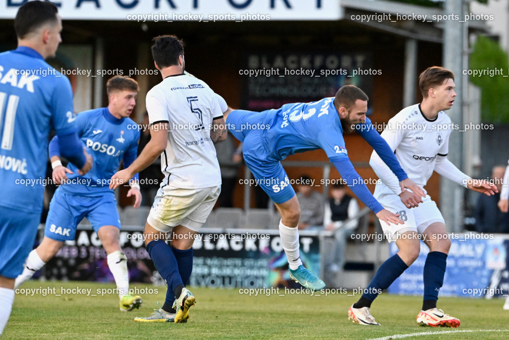 SAK vs. ATUS Velden 19.4.2024 | #5 Roland Putsche ATUS Velden, #23 Kristian Sredojevic SAK, #18 Nicolas Manuel Modritz ATUS Velden, SAK vs. ATUS Velden 19.4.2024, SAK vs. ATUS Velden am 19.04.2024 in Klagenfurt (Sportpark Welzenegg), Austria, (Photo by Bernd Stefan)