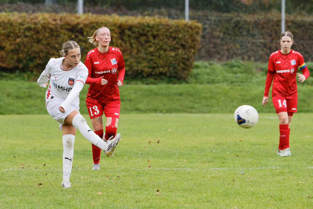 FCEFCH_251012_3545 | Fotopresso – Sportfotografie in Heidenheim & Umgebung. Professionelle Sportfotografie für unvergessliche Momente. Dynamische Action-Shots, emotionale Szenen & hochwertige Bilder. - Realisiert mit Pictrs.com