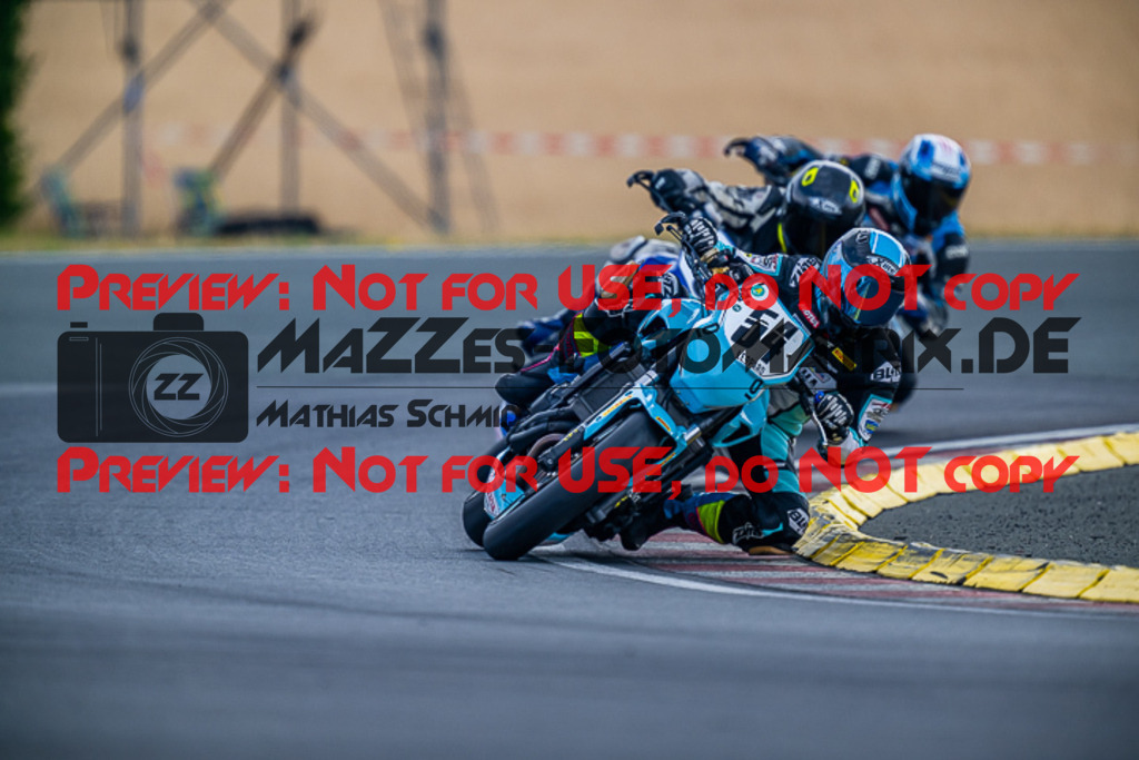 MaZZes_FotoMatrix_220723_5963 | IDM1000