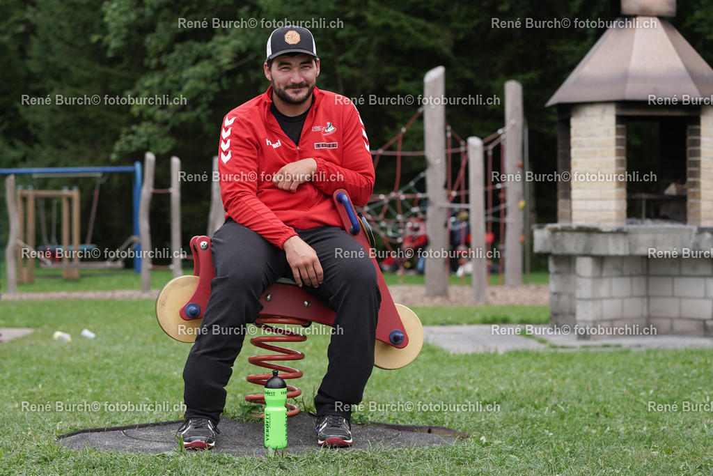 DSC09914-2 | René Burch leidenschaftlicher Fotograf aus Kerns in Obwalden.  Hier finden sie Sport, Landschaft und Natur Fotografie.
 - Realisiert mit Pictrs.com