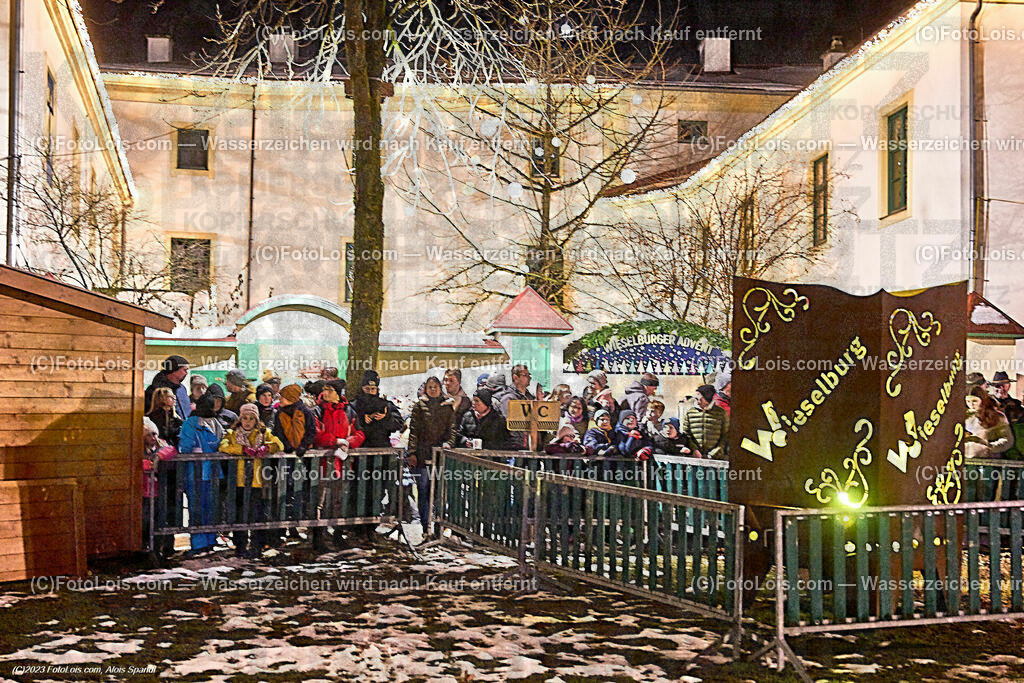 ALP5164_WIESELBURGER ADVENT_Perchtenlauf | (C)FotoLois.com, Alois Spandl, WIESELBURGER ADVENT, Perchtenlauf, So 10. Dez. 2023.