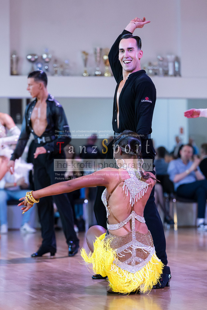 20240616_D-Cup-HGR-Latein_4760 | Tanzsportbilder, Standardtanz, Lateintanz, WDSF, DTV, LTVB, dancecomp, goc, hessen tanzt, blaues band der spree, walzer, tango, wiener walzer, slowfox, quickstepp, samba, rumba, cha-cha-cha, paso doble. jive, hd-kroft photography, turniertanzsport