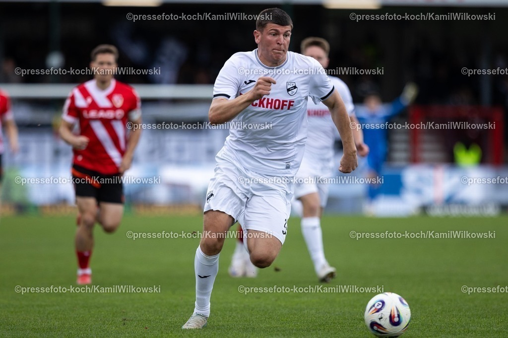 xKWI21092501010 | 21.09.2025, xkwix, Fußball, Dritte Liga, SC Verl - FC Energie Cottbus, Sportclub Arena: Alessio Besio (SC Verl #23)