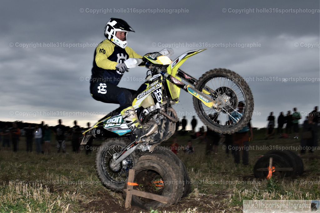 DSC_0259 (2) | Sportfotografie , Motorsport, Motoross, Reitsport, Mointainbike, Enduro,
Landschaft , Outdoor, Eventfotografie, Landschaft, Bilder online bestellen - Realisiert mit Pictrs.com