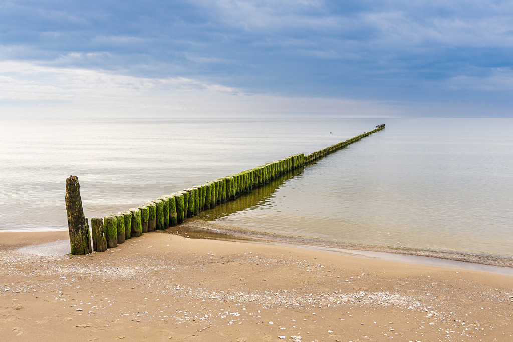 Buhne am Strand von Bansin auf der Insel Usedom | Buhne am Strand von Bansin auf der Insel Usedom.