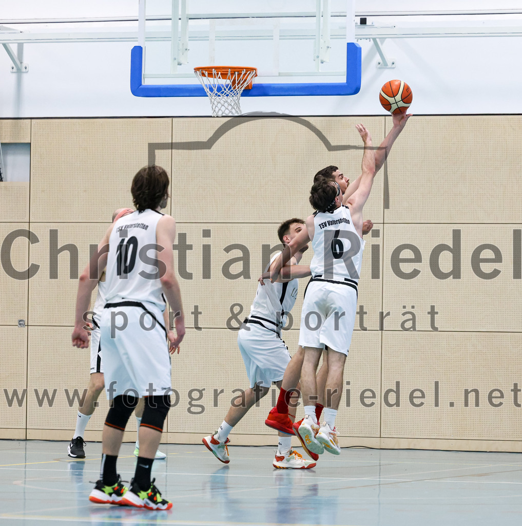 2023-03-26_071_TSV_Vaterstetten_gegen_Wacker_Knights_Burghausen | Vaterstetten, Deutschland, 26.03.2023:
Basketball, Bayernliga Herren Südost 2022 / 2023, 17. Spieltag, TSV Vaterstetten gegen Wacker Knights Burghausen, Endergebnis: 

Finn Liebig (TSV Vaterstetten, #10), Maximilian Rothe (TSV Vaterstetten, #6)

Foto: Christian Riedel / fotografie-riedel.net