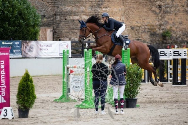 2B4A2421 | pixelfaenger - Realisiert mit Pictrs.com