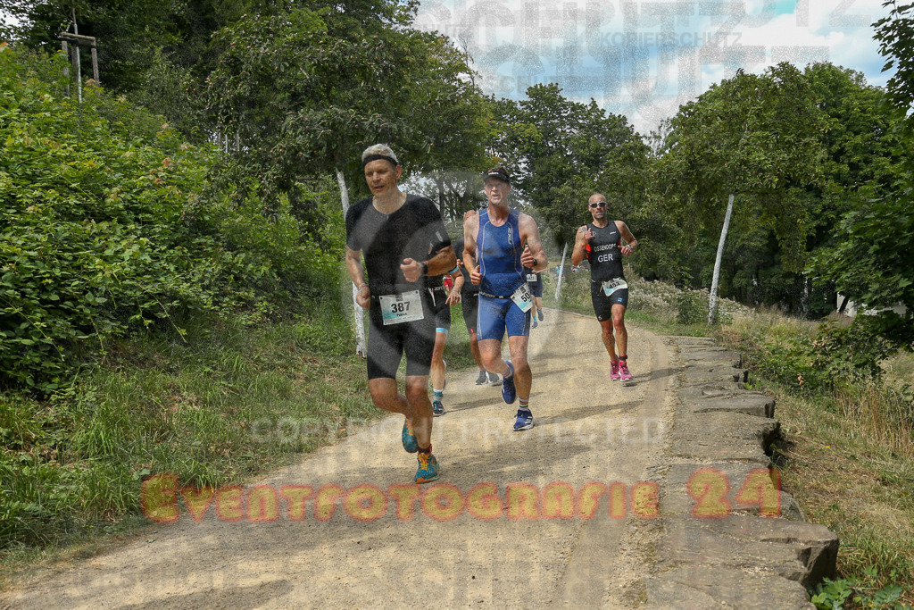 250824_1343_EX1_3387 | Sportfotografie im Rhein-Sieg Kreis, Köln, Bonn, NRW, Rheinland Pfalz, Hessen, etc. Unser Tätigkeitsfeld umfasst den Laufsport vom Volkslauf über den Marathon, Duathlon, Triathon bis zum Ultralauf wie Kölnpfad Ultra oder Schindertrail.