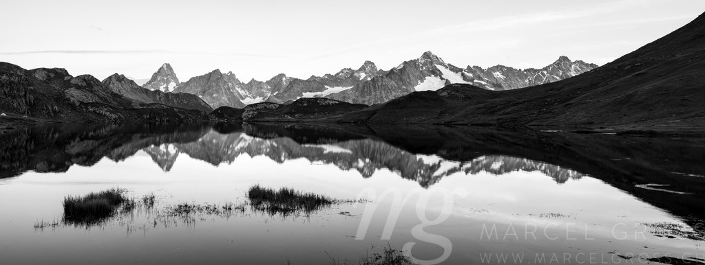 20250804_LacDeFenetre-0510-Pano | Die ideale Geschenkidee für Naturliebhaber. Naturbilder von Marcel Gross Photography für ihr Zuhause in den verschiedensten Formaten und Materialien. - Realisiert mit Pictrs.com