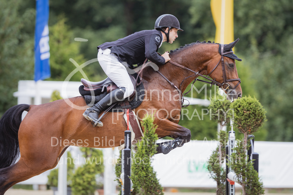 220729_BHO_GT_M2-Spr_1-212 | Deine schönsten Turniermomente als professionelle Fotos! Entdecke hochwertige Pferdesport-Fotografie im Online-Shop. Jetzt Fotos finden & bestellen!