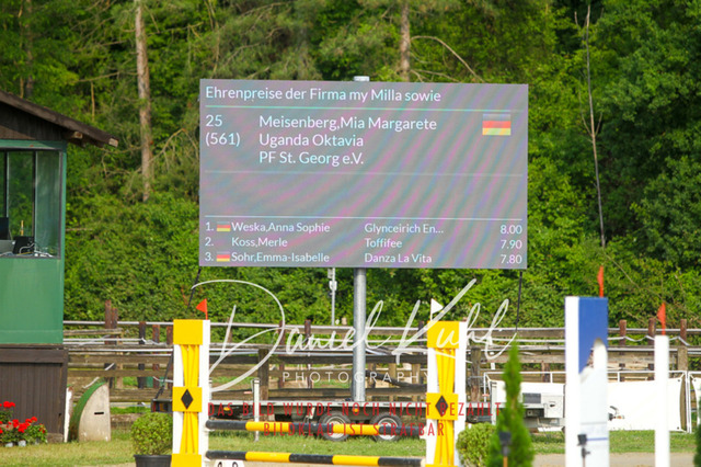 DKP41069 | Turniersportfotografie; Pferdefotografie; Dressurfotografie