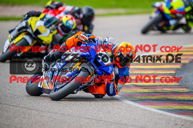 MaZZes_FotoMatrix_240505_6007705_2021 | STK1000