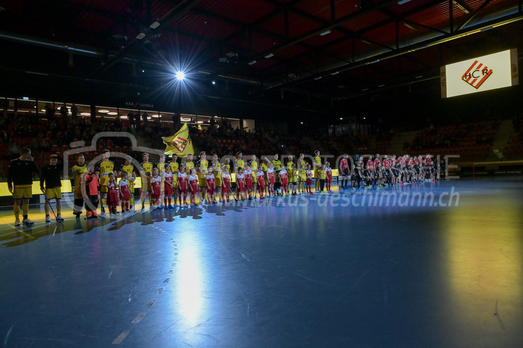 HC Rychenberg vs Basel Regio - 19. November 2022 | HC Rychenberg vs Basel Regio
AXA Arena, Winterthur
Die Teams vor dem Spiel.
Bild: Sportfotografie Markus Aeschimann | www.markus-aeschimann.ch - Realisiert mit Pictrs.com