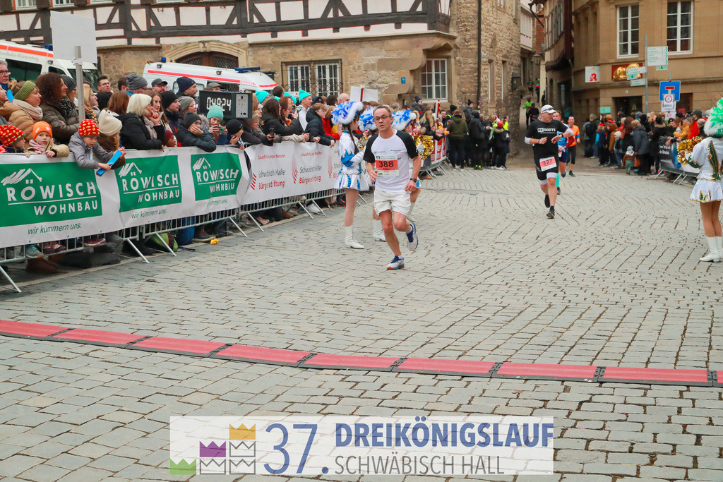 VR Bank Hauptlauf 10000m | 3 Koenigslauf 2023 - Realisiert mit Pictrs.com