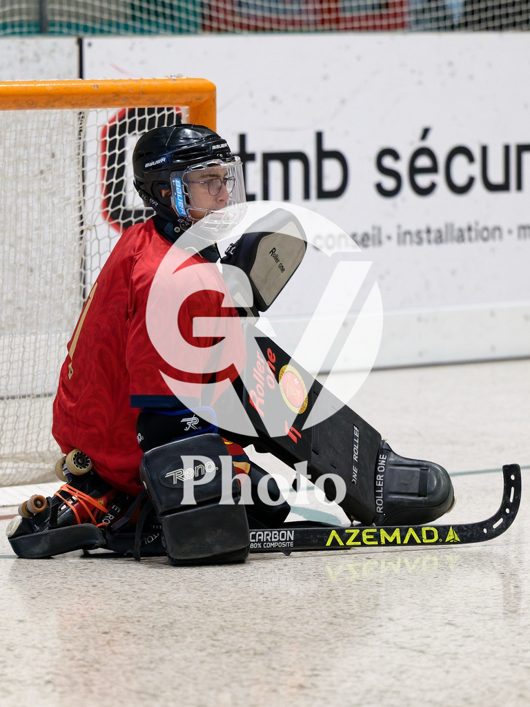 U15  - Geneve RHC v Montreux HC  |  during the U15  match between Geneve RHC and Montreux HC  at Centre sportif de la queue d'arve in Geneve, Switzerland