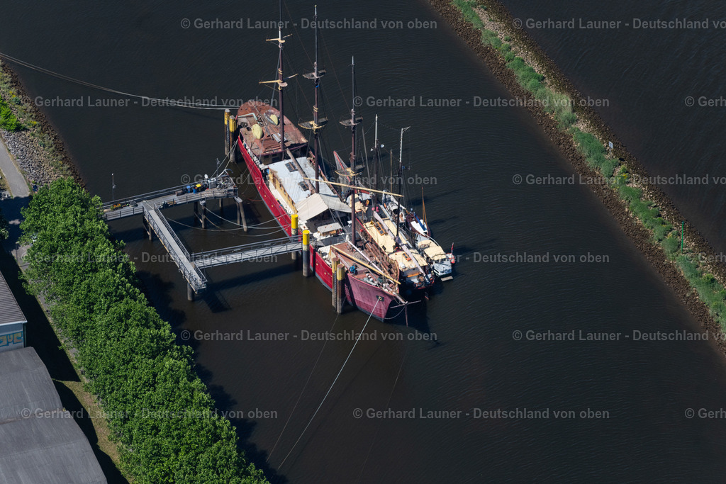 4029304 | BREMEN 01.06.2020 Segelschiff und Veranstaltungsschiff "De Liefde" am Südufer des Flusses Weser in Bremen. // Sailboat and events location "De Liefde" in Bremen in Germany. Foto: Gerhard Launer