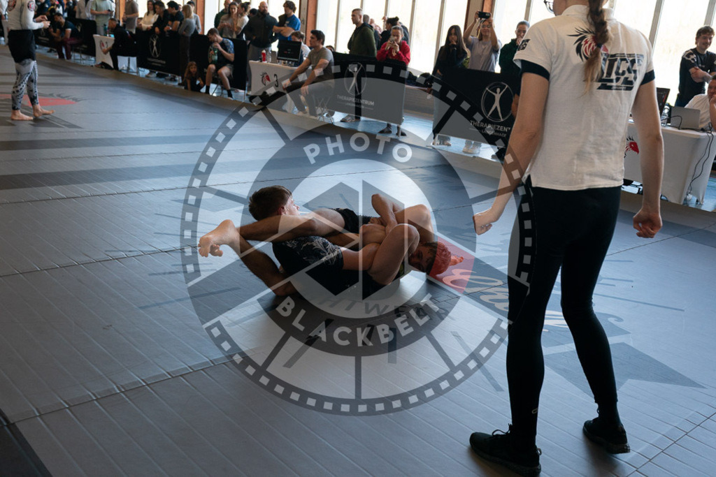 20250329PBB1370 | Fighters compete during the International Luta Livre (ILLCS) Germany IX Spring 2025 Competition spring on March 29, 2025 in Hannover, Germany.© Chiara Dazi
