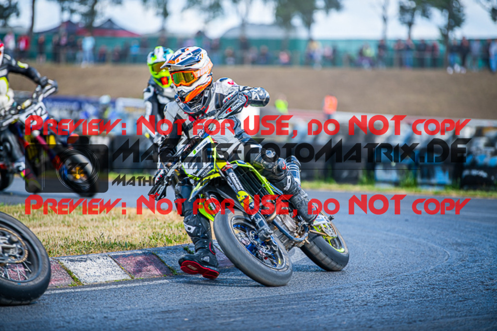 MaZZes_FotoMatrix_220529_6592 | Fotograf Mathias Schmid
Sportfotograf,
Eventfotograf,
Hochzeitsfotograf,
Portraitfotograf