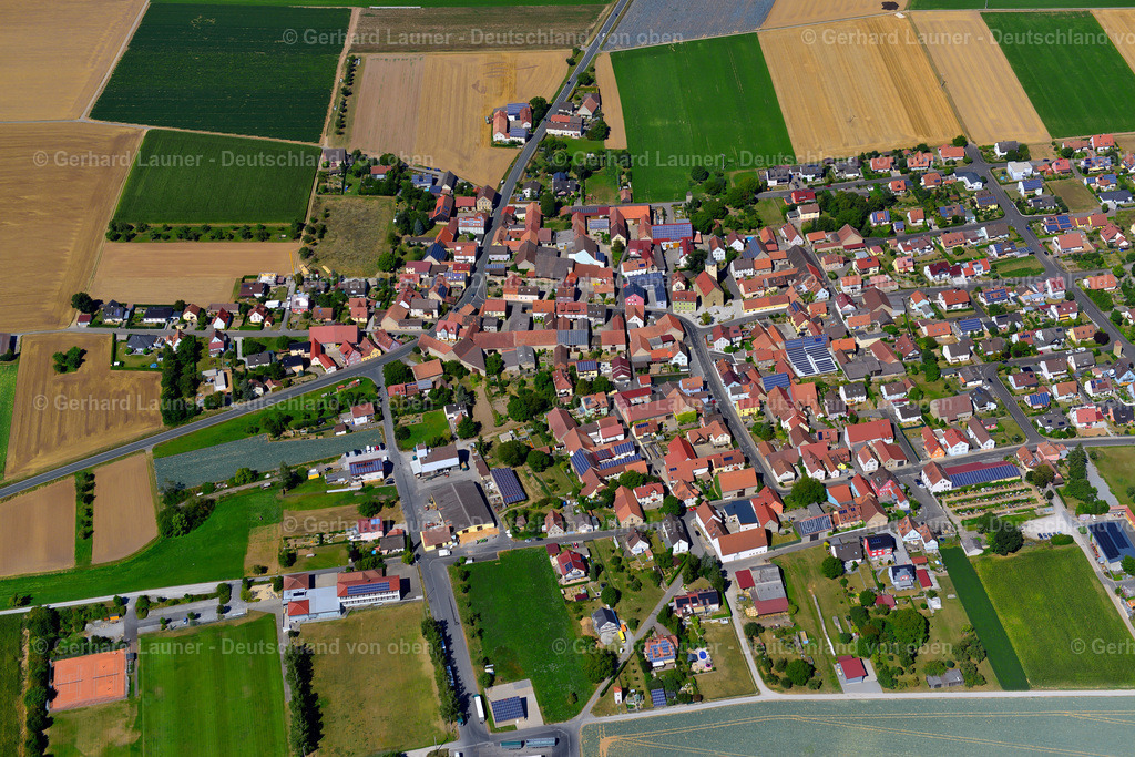 3650236 | Opferbaum, Bergtheim