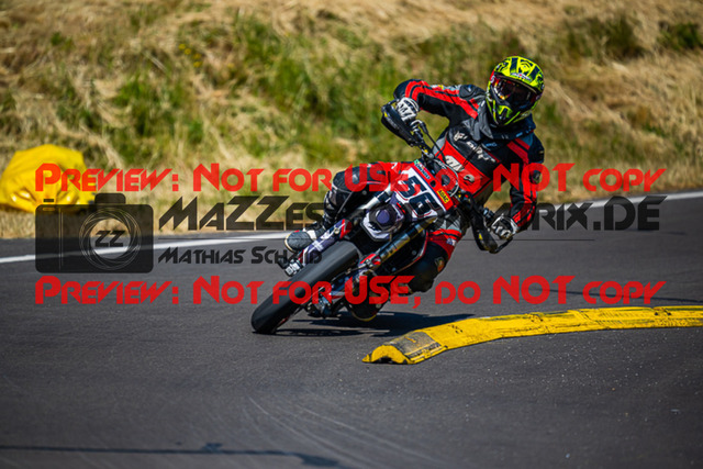 MaZZes_FotoMatrix_230609_8720 | UE40