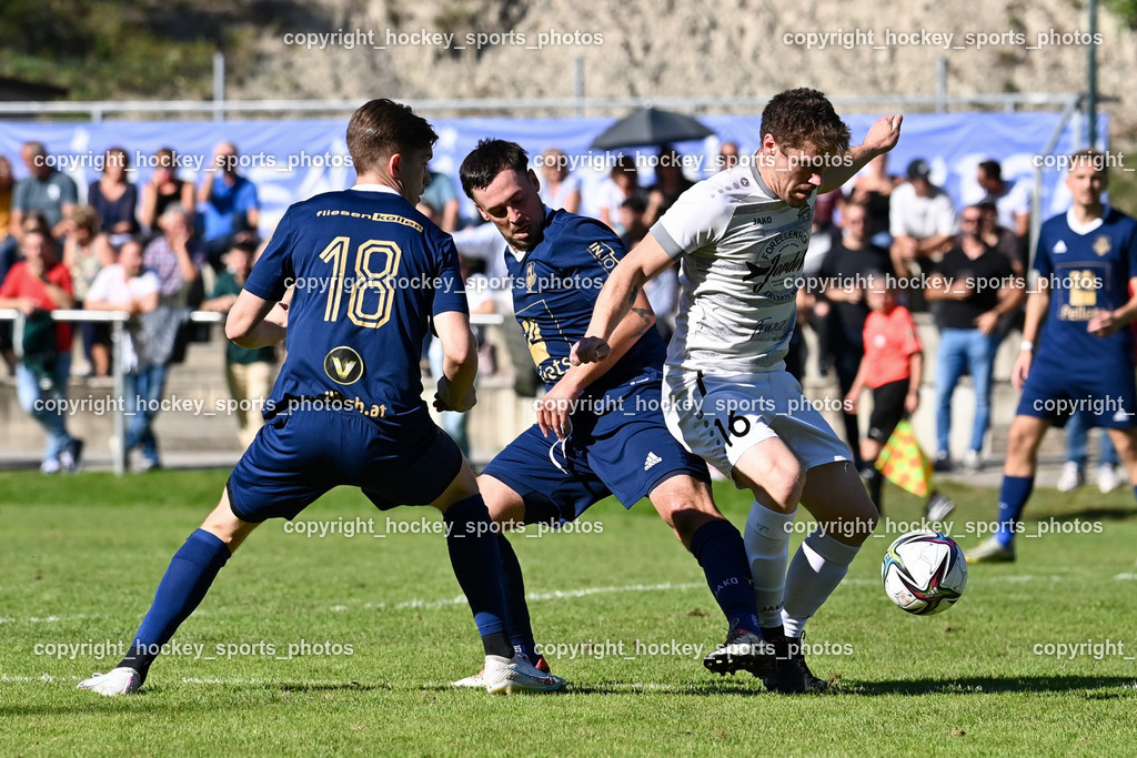 ATUS Velden vs. ASKÖ Köttmannsdorf 7.10.2023 | #18 Nicolas Manuel Modritz ATUS Velden, #24 Gerfried Einspieler ATUS Velden, #16 Nace Erzen Köttmannsdorf, ATUS Velden vs. ASKÖ Köttmannsdorf 7.10.2023, ATUS Velden vs. ASKÖ Köttmannsdorf am 07.10.2023 in Velden (Wald Arena Velden), Austria, (Photo by Bernd Stefan)