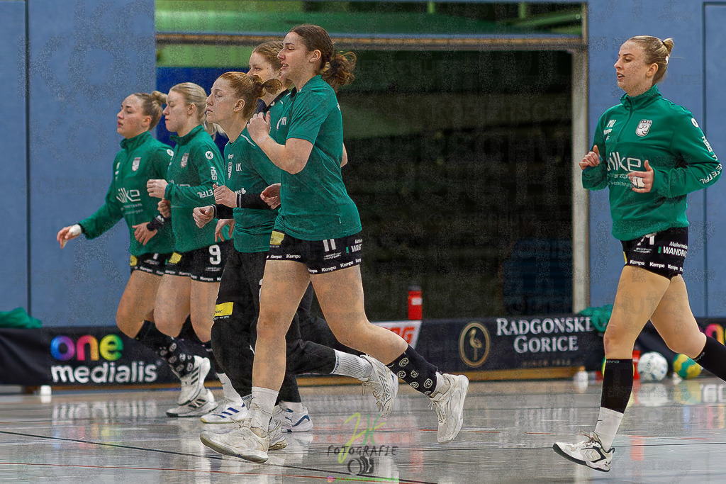 Frauen Regionalliga (HHV); HSG Wettenberg - HSG Twistetal | Frauen Regionalliga (HHV); HSG Wettenberg - HSG Twistetal am 08.11.2025 in Launsbach (Wettenberg) (Halle GS Launsbach (Wettenberg))Photo © 2025 - Jörg Heinrich - Realisiert mit Pictrs.com
