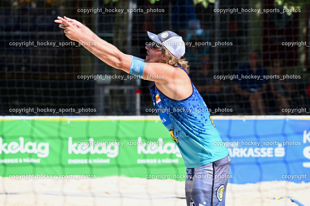 Beachvolleyball Villach Rathausplatz 2025 | Felix Friedl, Beachvolleyball Villach Rathausplatz 2025, Beachvolleyball Villach Rathausplatz am 17.08.2025 in Villach (Rathausplatz), Austria, (Photo by Bernd Stefan)