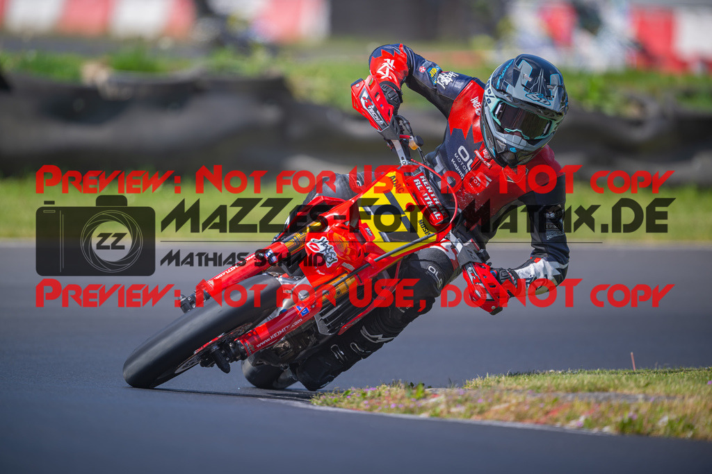 MaZZes-Fotomatrix-20260508-45238 | G4