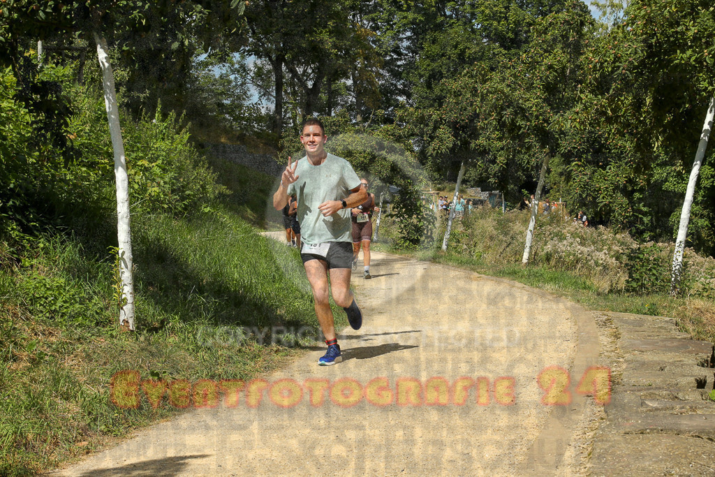 250824_1249_EX1_0678 | Sportfotografie im Rhein-Sieg Kreis, Köln, Bonn, NRW, Rheinland Pfalz, Hessen, etc. Unser Tätigkeitsfeld umfasst den Laufsport vom Volkslauf über den Marathon, Duathlon, Triathon bis zum Ultralauf wie Kölnpfad Ultra oder Schindertrail.