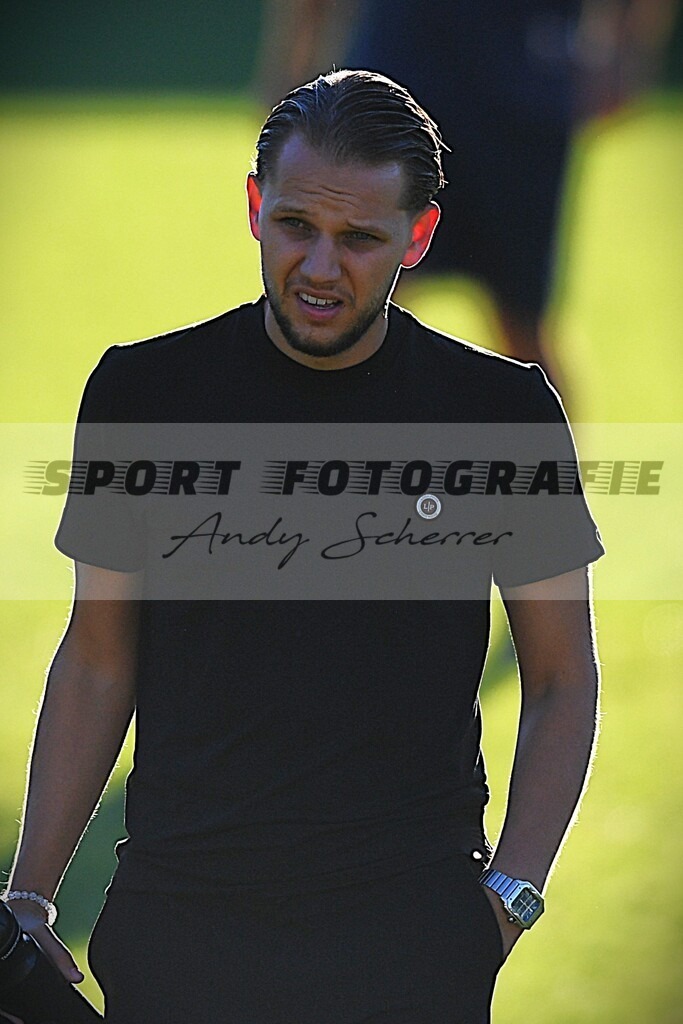 aD5S_8604 | Kaufen Sie Sportbilder im Onlineshop von Andy Scherrer Sportfotografie. Faszinierende Bilder von Sportevents aus der ganzen Schweiz. Fussball, Frauenfussball, Unihockey, Handball, Schwingen und weiteren Sportarten. - Realisiert mit Pictrs.com