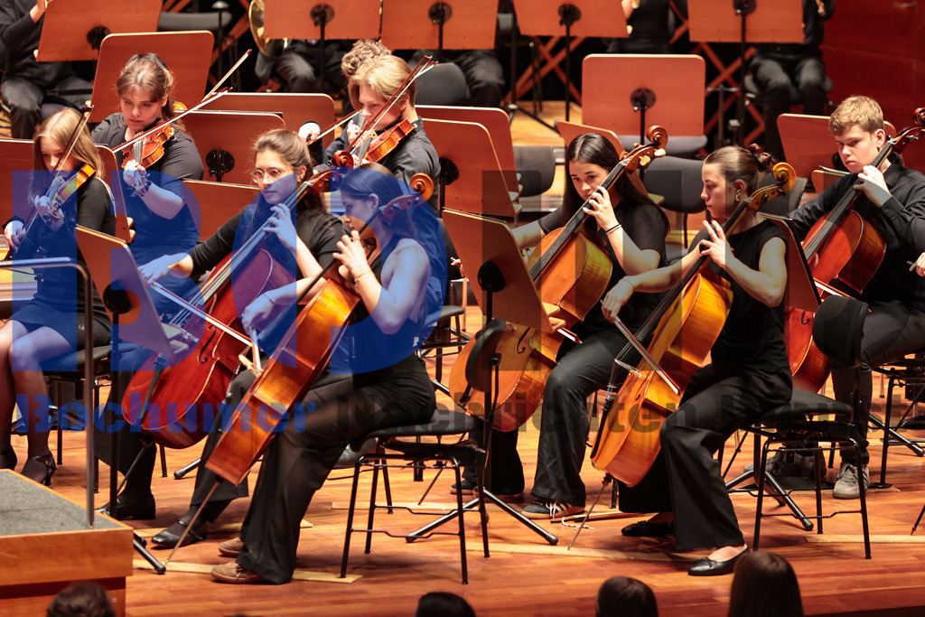 SES_BOCSIN20250609-5 | bond - Realisiert mit Pictrs.com