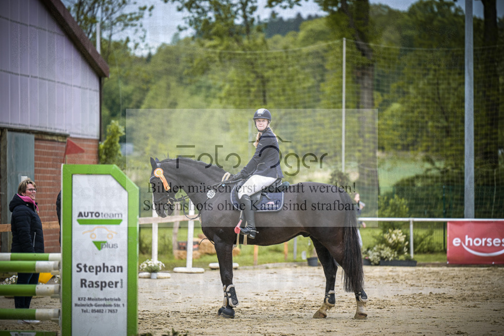 DOS_5464 | Entdecke hochwertige Reitturnierfotos von Foto Oger. Professionell, emotional und authentisch – jetzt Lieblingsmomente im Shop bestellen.Deutschlandweite Turnierfotografie. - Realisiert mit Pictrs.com
