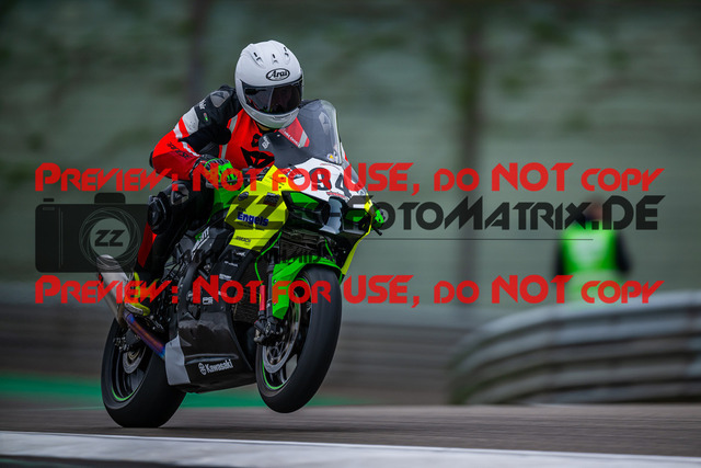 MaZZes_FotoMatrix_240503_6007705_3809 | STK1000