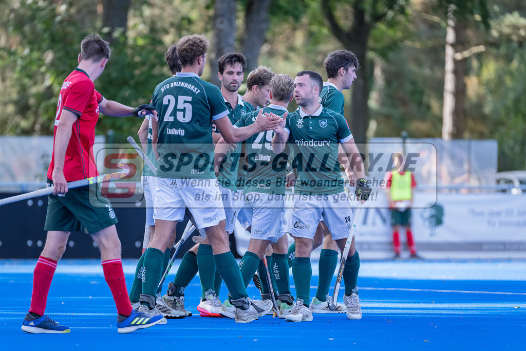 HK_20231007_105242 | 1.Bundesliga Herren Crefelder HTC - Uhlenhorst Mülheim am 7.10.2023 CHTC, Krefeld , Moritz Ludwig ( Uhlenhorst Mülheim #25 ) , Lukas Windfeder ( UHlenhorst Mülheim ) , Malte Hellwig ( Uhlenhorst Mülheim #29 ) , Nick Werner ( Uhlenhorst Mülheim )