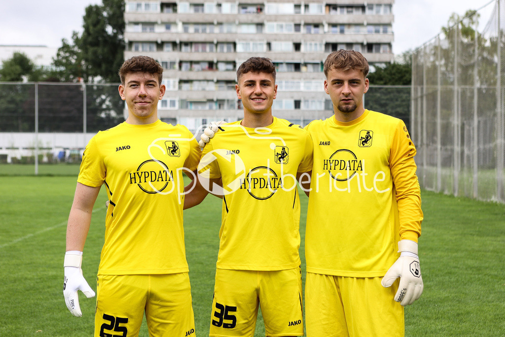 TSV Schwaben Augsburg | v. l. Elias ROGG, Maximiian REIL und Patrick SANDER
