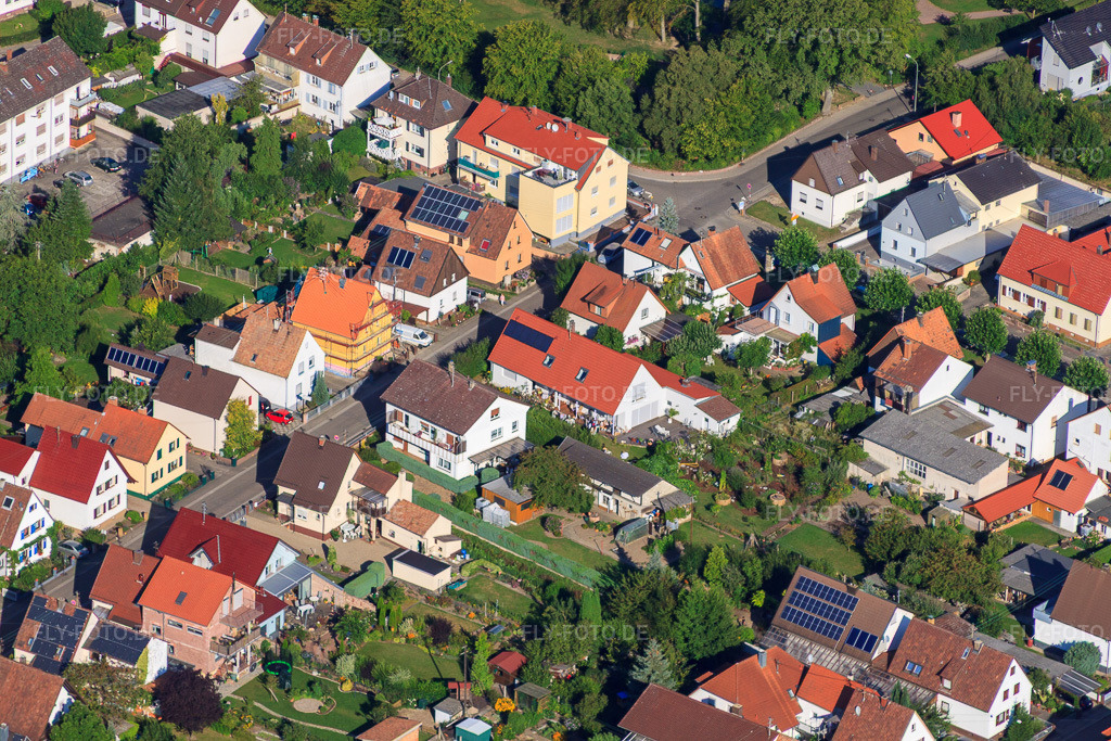 Luftbild: Waldstr in Kandel im Bundesland Rheinland-Pfalz in Deutschland. Foto: IMG_51739.jpg vom 11.08.2012 durch Werner Riehm/FLY-FOTO.de