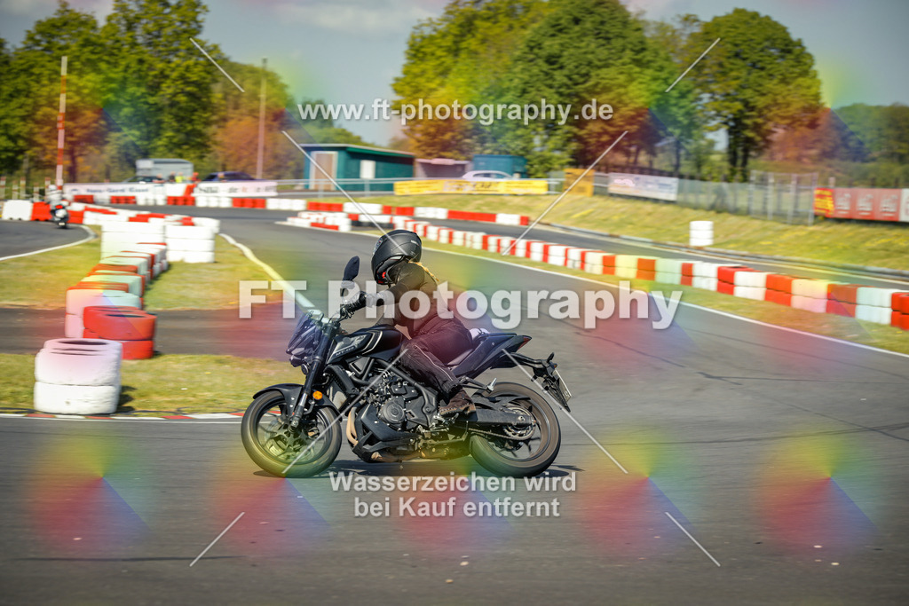 OBK_Mai_Martina_Markus-10529 | Hier findet Ihr Bilder von Touristenfahrten auf der Nürburgring Nordschleife oder von anderen Veranstaltungen die ich besucht habe. Viel Spass beim Durch Schauen 