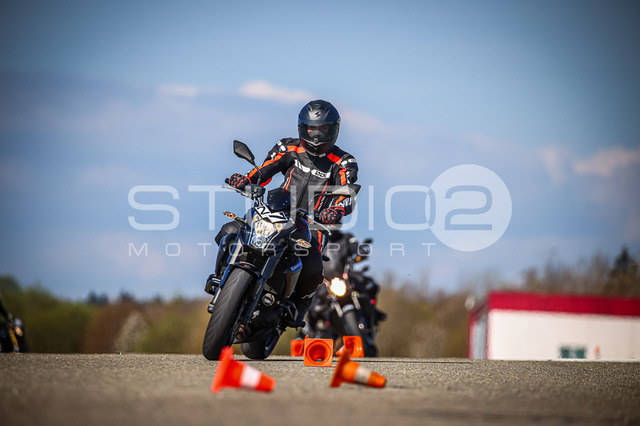 0027-260418_NOE2-020_27 | Deine Full-Service-Agentur für ✔️Videoproduktionen und ✔️Motorsportfotografie Jetzt Angebot anfragen!