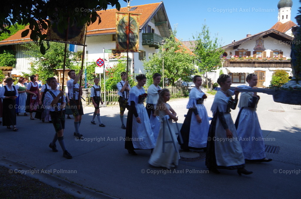 IMGP5351 | fotografiert von Axel PollmannLeonhardi Wallfahrt Benediktbeuern und Murnau, Fronleichnam, Fasching, Landschaft im Loisachtal und Benediktbeuern  - Realisiert mit Pictrs.com