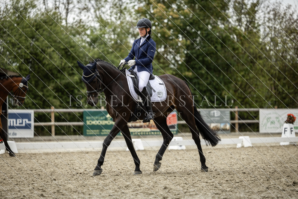DK5A8495 | Isabel Marstall Fotografie - Realisiert mit Pictrs.com
