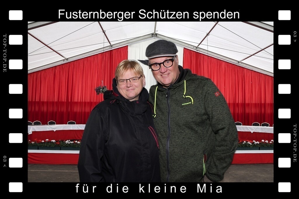 top-top.de 240928-009 | Foto, Video, Fotografie, Videografie, Fotobox, DJ, Discjockey, Musik, Musikbox, Veranstaltung, Photobooth, Amazon, Ebay, Buchtipp, Bestseller, Autor, Verlag, Buch, Wesel, Hamminkeln, NRW, Dinslaken, Rees, Drohne, Hochzeit, Party, Fotobox, Wesel, Fotograf