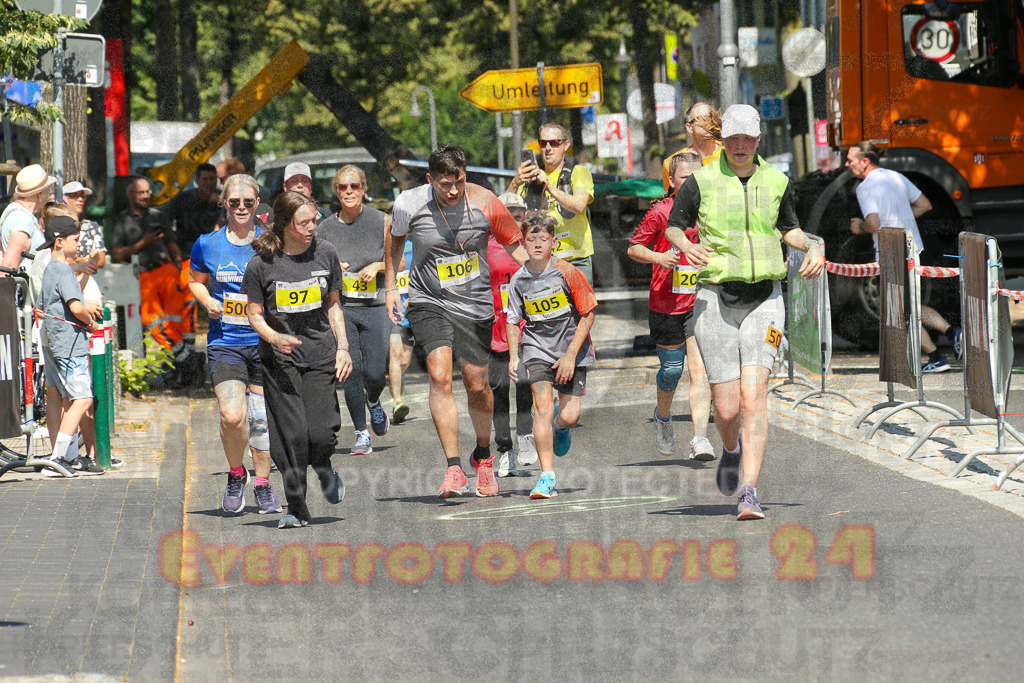 250621_1049_EX1_2776 | Sportfotografie im Rhein-Sieg Kreis, Köln, Bonn, NRW, Rheinland Pfalz, Hessen, etc. Unser Tätigkeitsfeld umfasst den Laufsport vom Volkslauf über den Marathon, Duathlon, Triathon bis zum Ultralauf wie Kölnpfad Ultra oder Schindertrail.