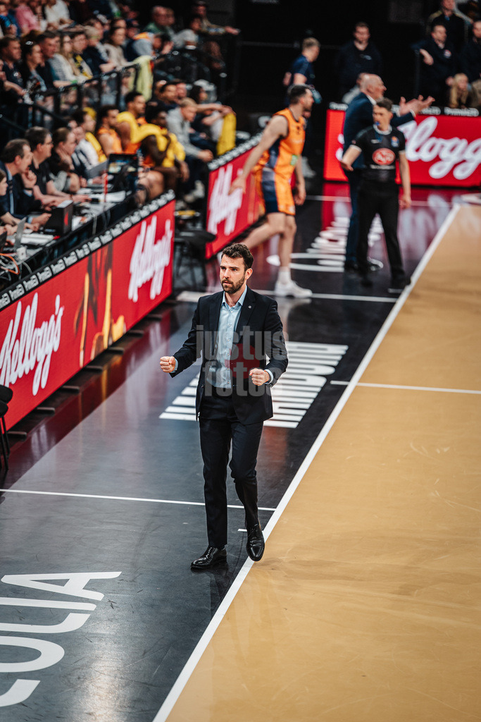 Basketball | Männer | Saison 2025/2026 | easyCredit Basketball Bundesliga | 13. Spieltag | Veolia Towers Hamburg vs. Rostock Seawolves | 22.04.2026 | Trainer Benka Barloschky (Veolia Towers Hamburg)
