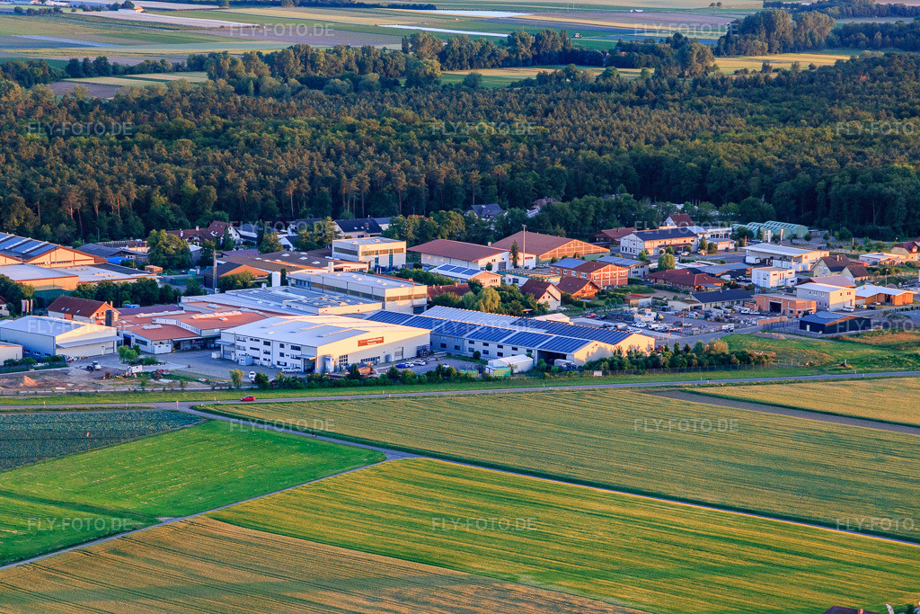 Luftbild: Gewerbergebiet Im Gereut mit WWS Metallformen GmbH, HGGS LaserCUT GmbH & Co. KG in Hatzenbühl im Bundesland Rheinland-Pfalz in Deutschland.Foto: IMG_115361.jpg vom 13.06.2019 durch Werner Riehm/FLY-FOTO.deWWS Metallformen - Wir ziehen schnellerHGGS